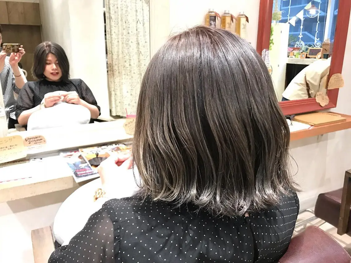 ショート カラー アッシュ アッシュグレー アッシュグレージュ グレージュ メンズ指名多数!! 田島史也のヘアスタイル