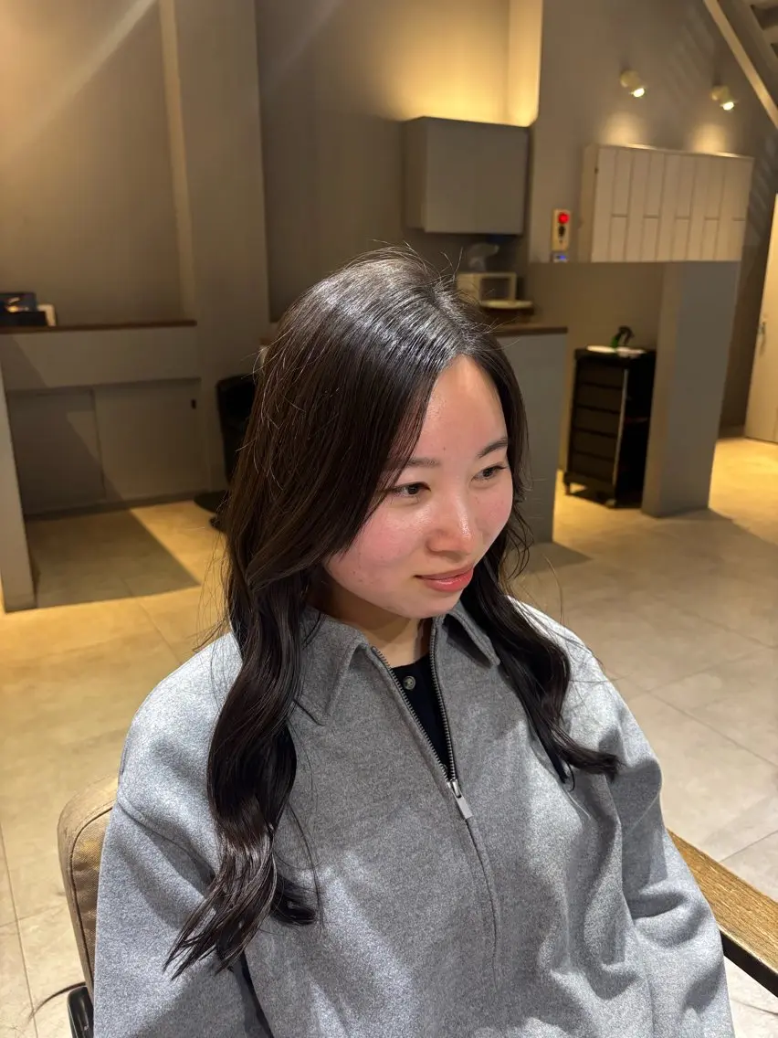 ロング 加賀 心花のヘアスタイル