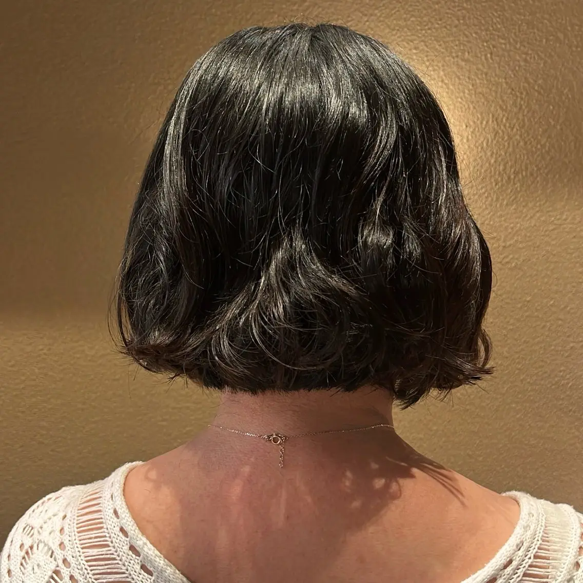 ミディアム ミディアムパーマ ボブ 、 ハルナのヘアスタイル