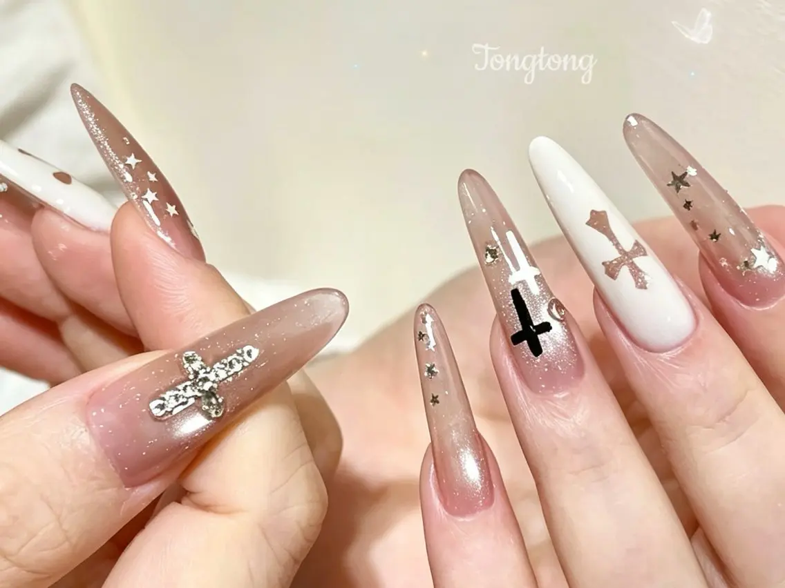 ネイル ハンドネイル Tongtong Nail Salonのネイルデザイン