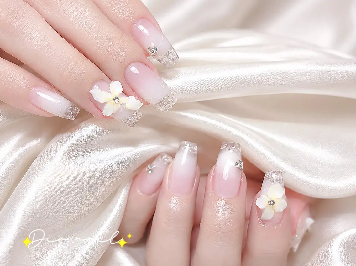 ネイル フットネイル 韓国ネイル レース マグネットネイル ニュアンスネイル ハンドネイル Dia nail サロンのネイルデザイン