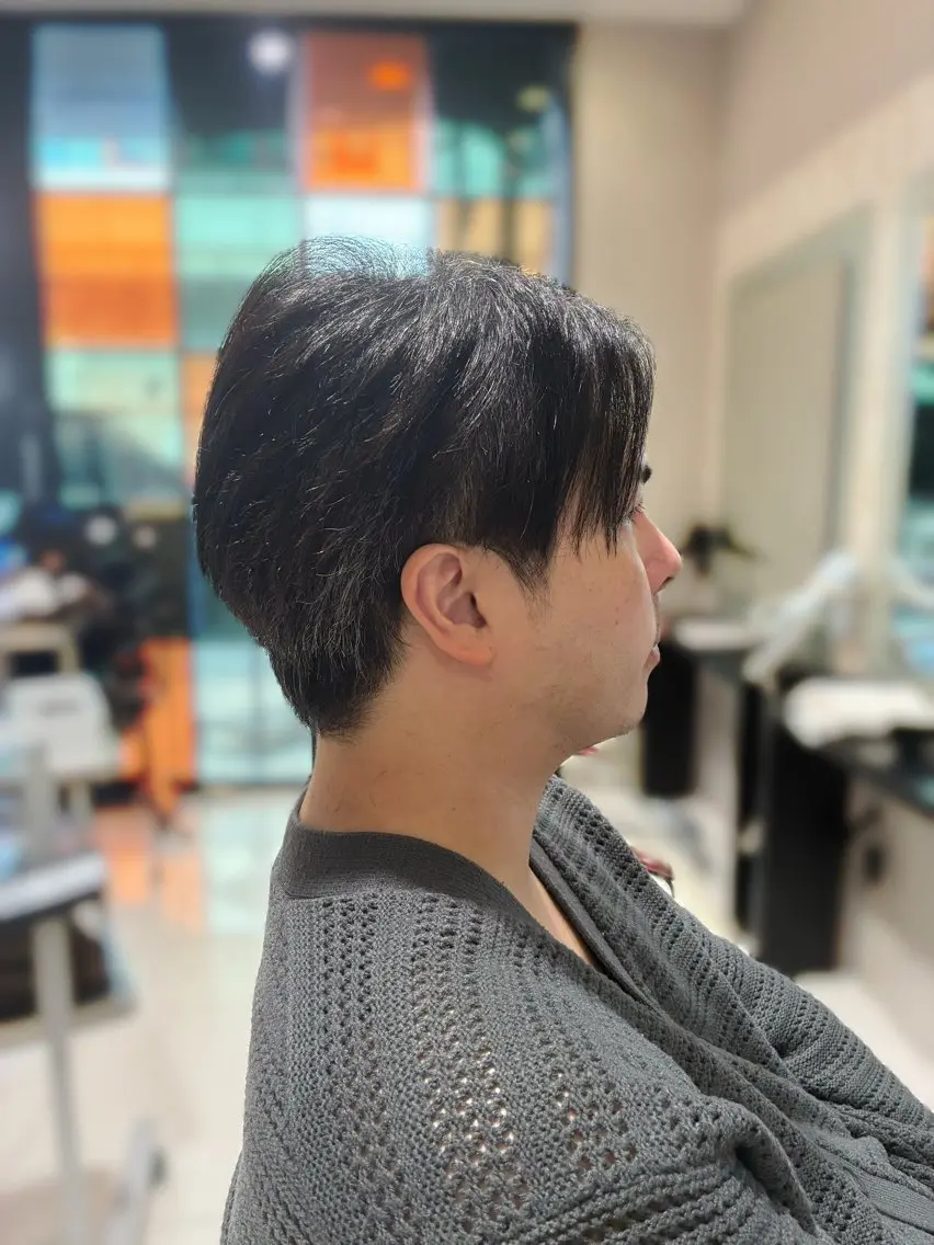 ショート メンズ earth 恵比寿 浦中のヘアスタイル