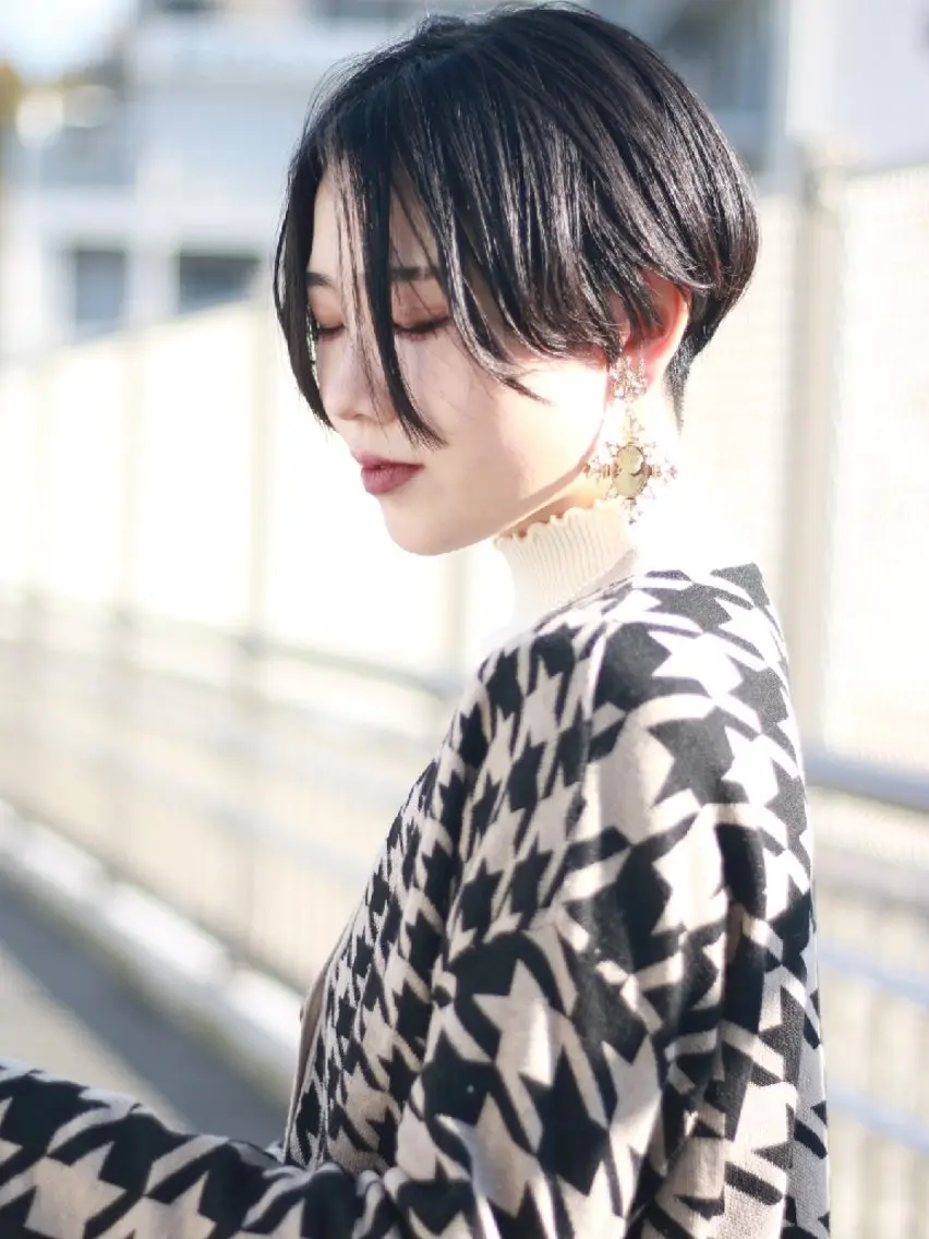 <新規>骨格美カット+【髪質改善成分高濃度配合】美髪矯正の写真