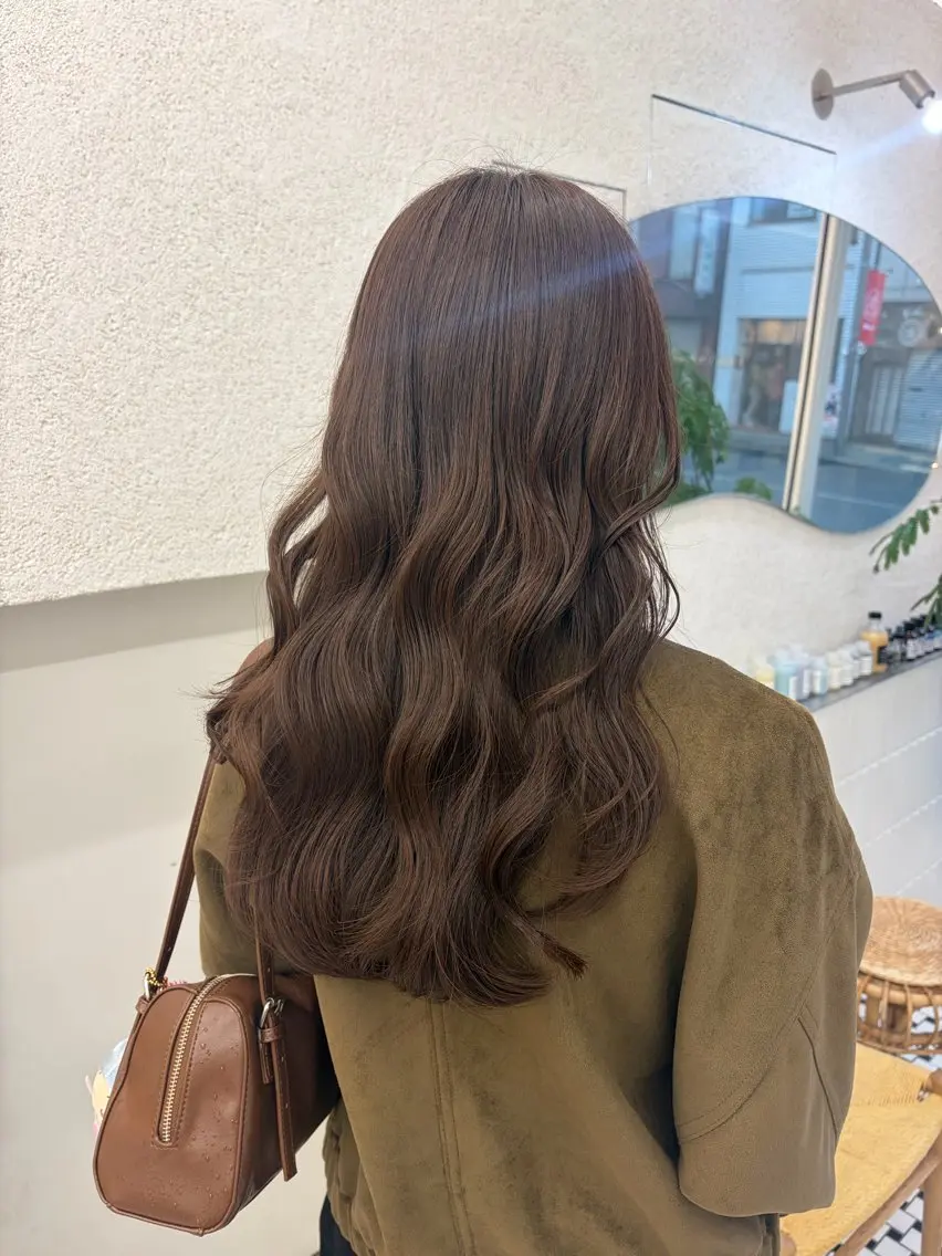 ロング ヘアカラー トリートメント まろやかベージュ🤎 艶カラー🔔リンのヘアスタイル