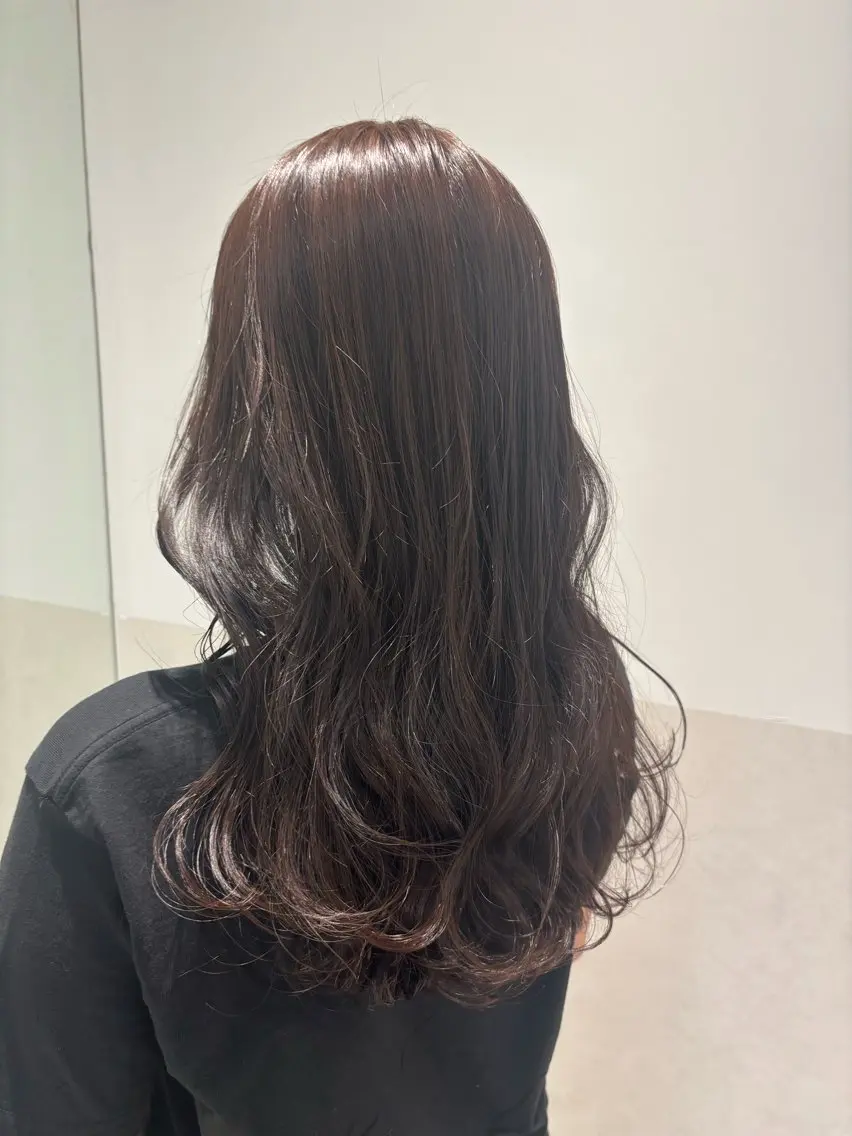 ミディアム カラー パーマ ヘアアレンジ ブラウンカラー カット ヘアカラー トリートメント ヘッドスパ ヘアセット 押切 響 のヘアスタイル