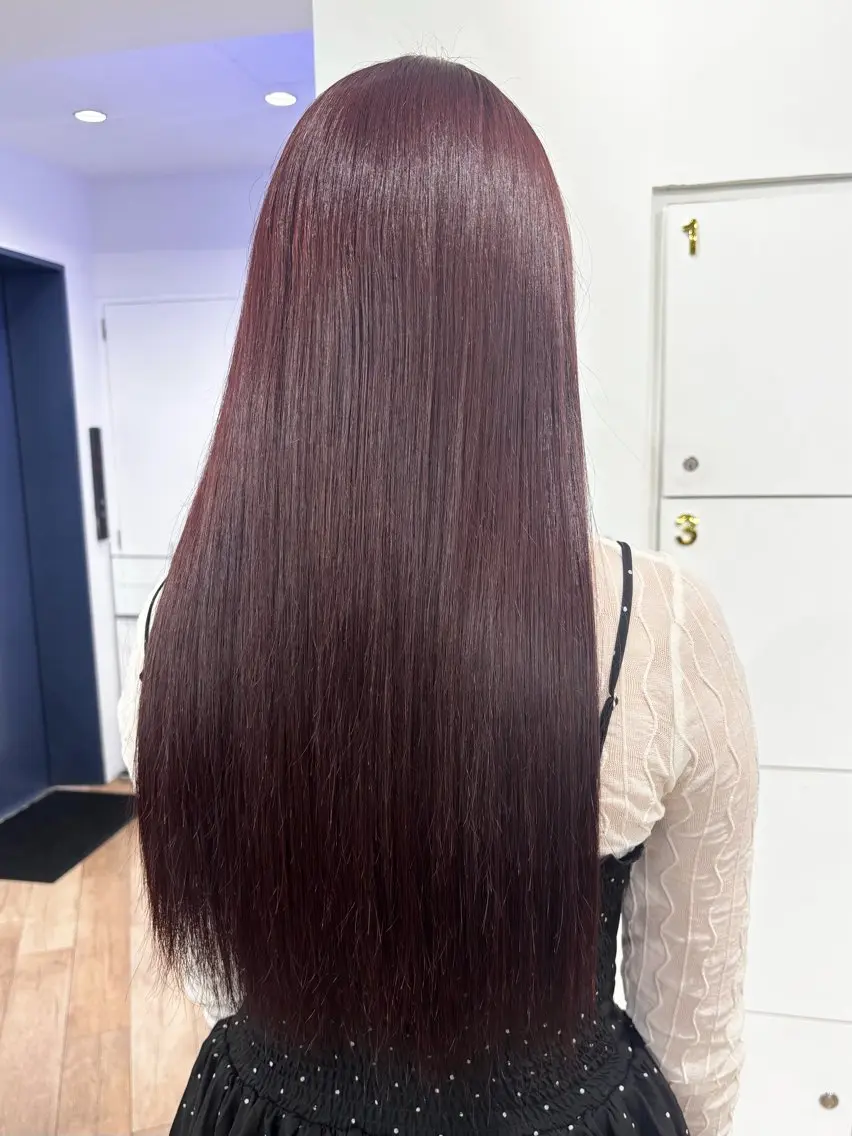 ロング ピンクブラウン ヘアカラー ブリーチ透明感カラー 🍀mizuki🍀のヘアスタイル