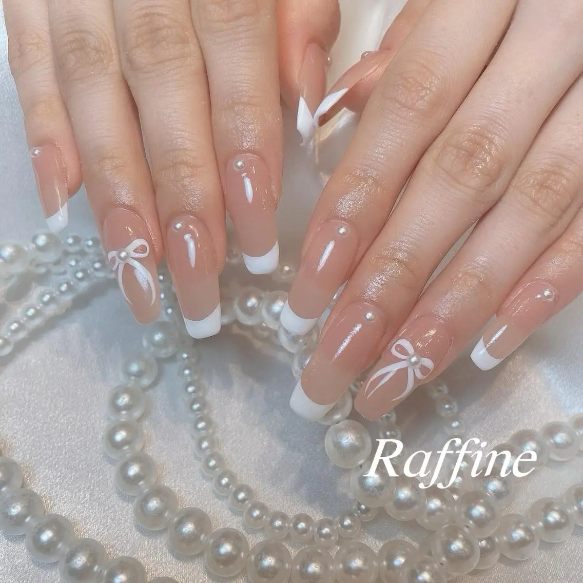 ネイル ハンドネイル RAFFINE haru🦋🩵のネイルデザイン