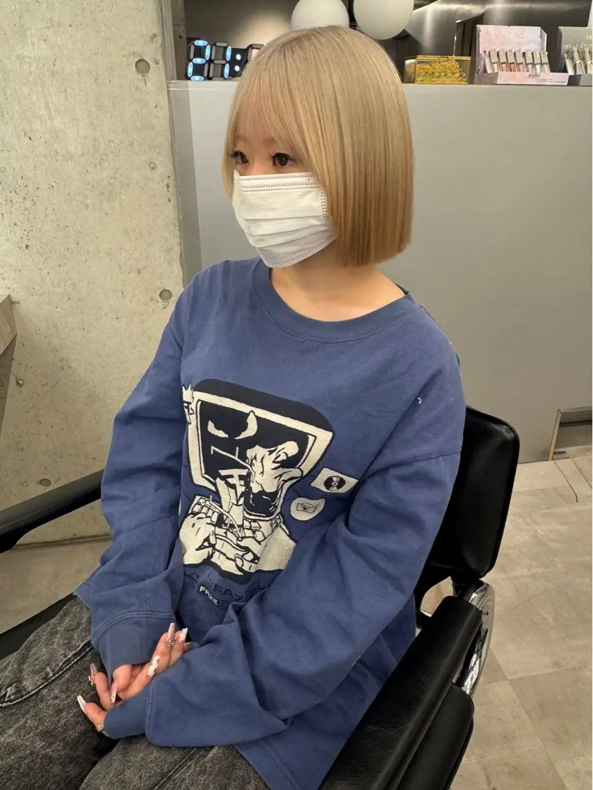 ショート ボブ 顔周りカット レイヤーカット 小顔カット 似合わせボブカット Anonのヘアスタイル