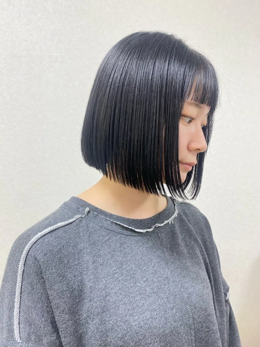 ショート ボブ りん🌷︎名古屋 ブリーチカラーのヘアスタイル