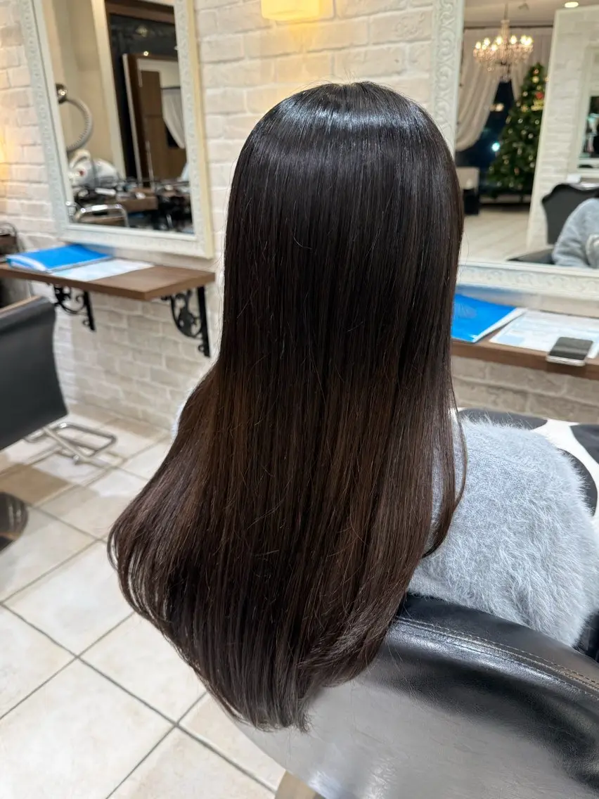 ロング ボブ 韓国風ヘア レイヤーカット 🩵RIKO🩵 透明感カラー🫧のヘアスタイル