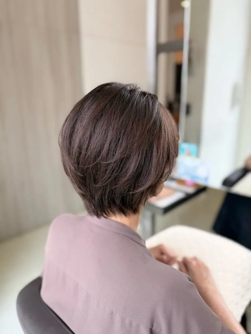 ショート カット ヘアカラー トリートメント 新井優馬｜絶壁解消 ショート・ボブのヘアスタイル