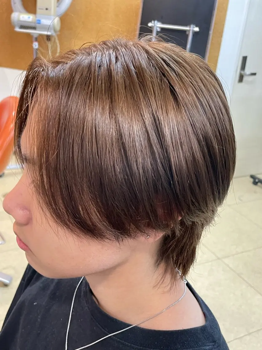 ショート カラー メンズ 🌈透明感カラー 韓国 ミライ🇰🇷のヘアスタイル