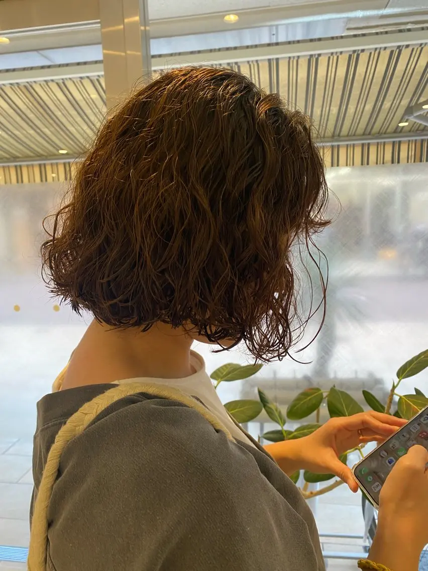 ショート パーマ パーマ メンズ得意です💥 ハユカといいます❗️のヘアスタイル
