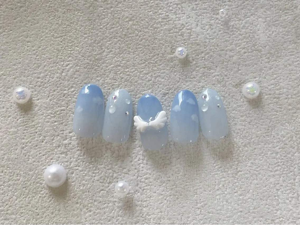 ネイル オーロラネイル ブルー フットネイル フレンチネイル ジェルネイル kiki nail たまプラーザのネイルデザイン