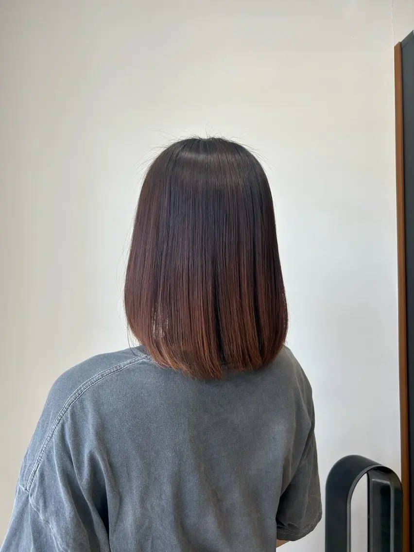 ミディアム カット 縮毛矯正 BALANCE ゆなのヘアスタイル