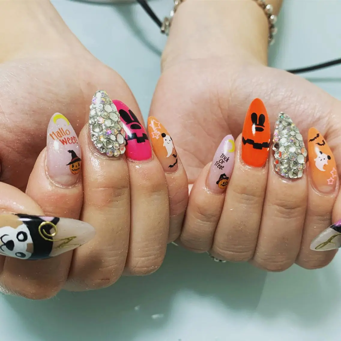 ネイル アートネイル ハロウィン ハンドネイル 🌙🫧CHARME (RUKA)🦋🫧のネイルデザイン