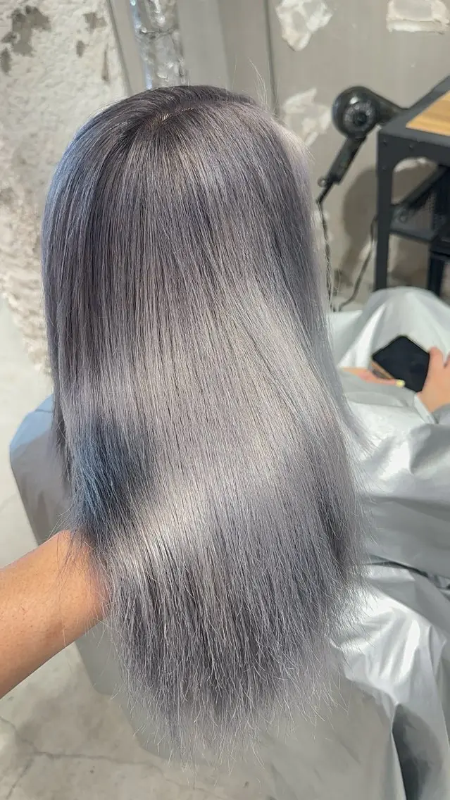 ロング カラー ヘアアレンジ ヘアカラー トリートメント 久米 治仁のヘアスタイル
