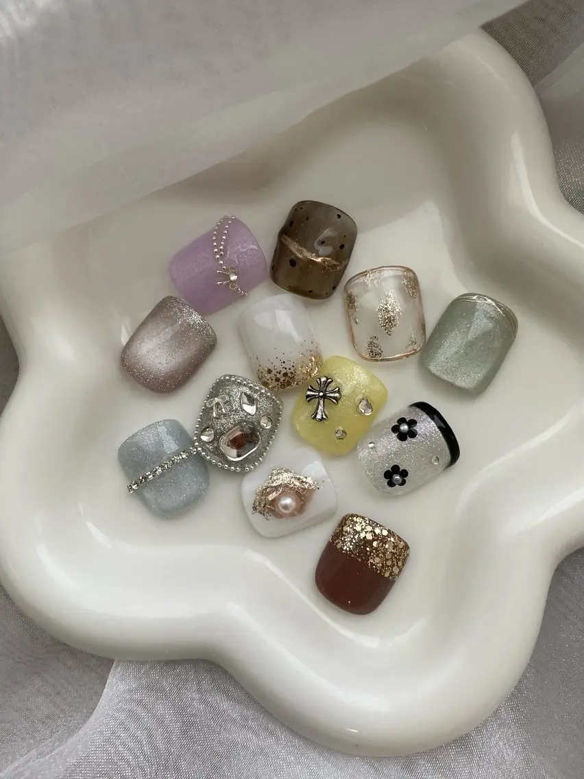 ネイル フットネイル to nailのネイルデザイン