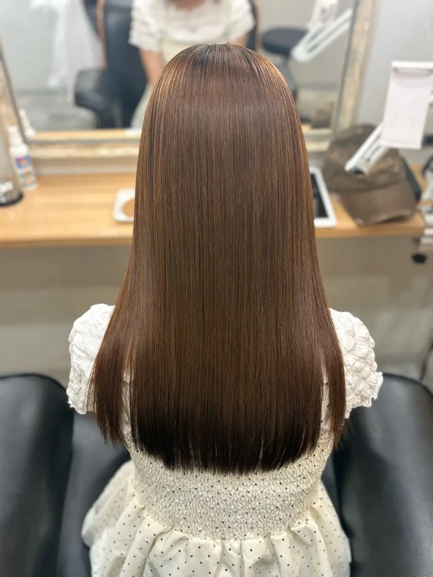 セミロング カット 縮毛矯正 トリートメント 白鳥 正孝のヘアスタイル