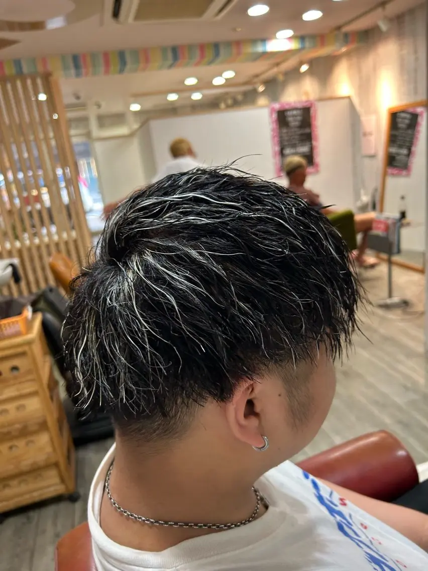 カラー パーマ ハイライトカラー カット パーマ 西院LOOP sayakaのヘアスタイル