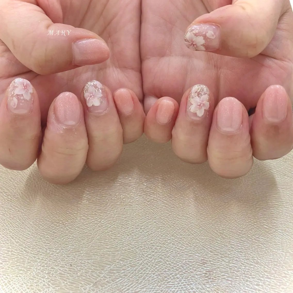 ネイル 桜ネイル フラワーネイル グラデーション ニュアンスネイル ピンク ハンドネイル Mary nail .narumiのネイルデザイン