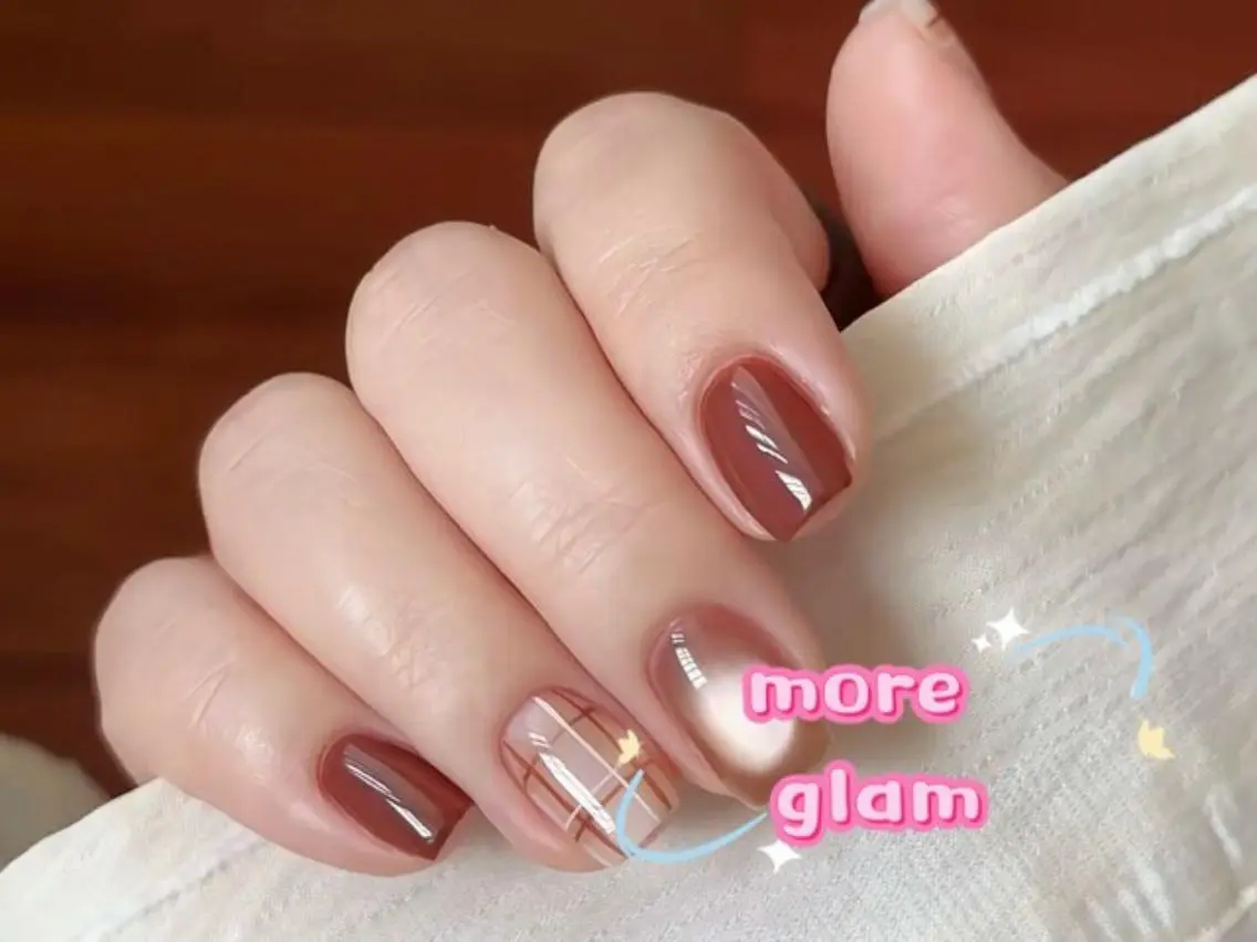 ネイル 長さ出し フットネイル フレンチネイル ジェルネイル ガラスフレンチ MoreGlam ネイルのネイルデザイン