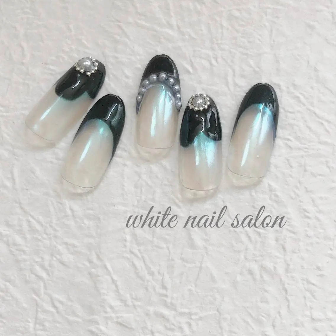ネイル フットネイル ジェルネイル ハードジェル 持ち込み ソフトジェル white nail salonのネイルデザイン