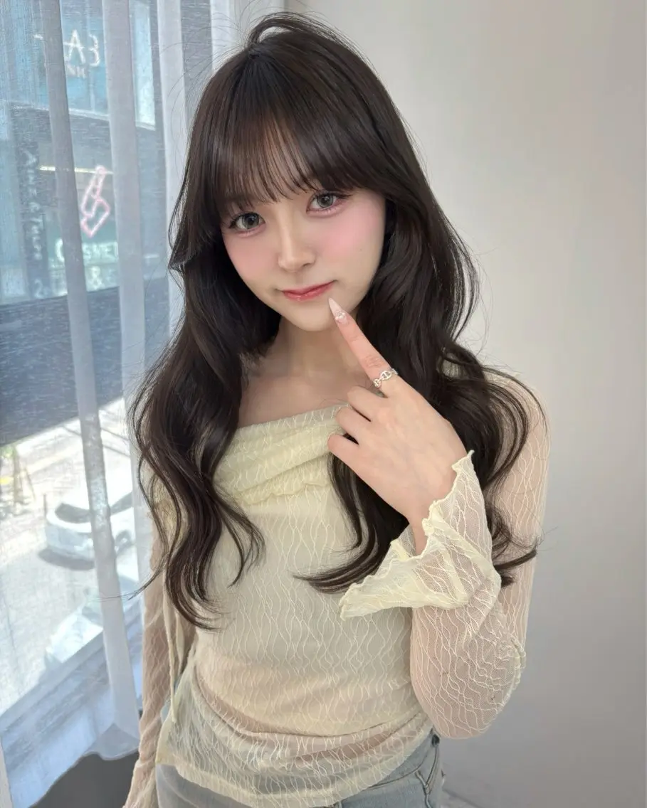 ロング カラー くびれヘア 顔周りカット 韓国風ヘア レイヤーカット 似合わせカット カット ヘアカラー トリートメント うるツヤ♡顔周り Satsuki୨୧のヘアスタイル