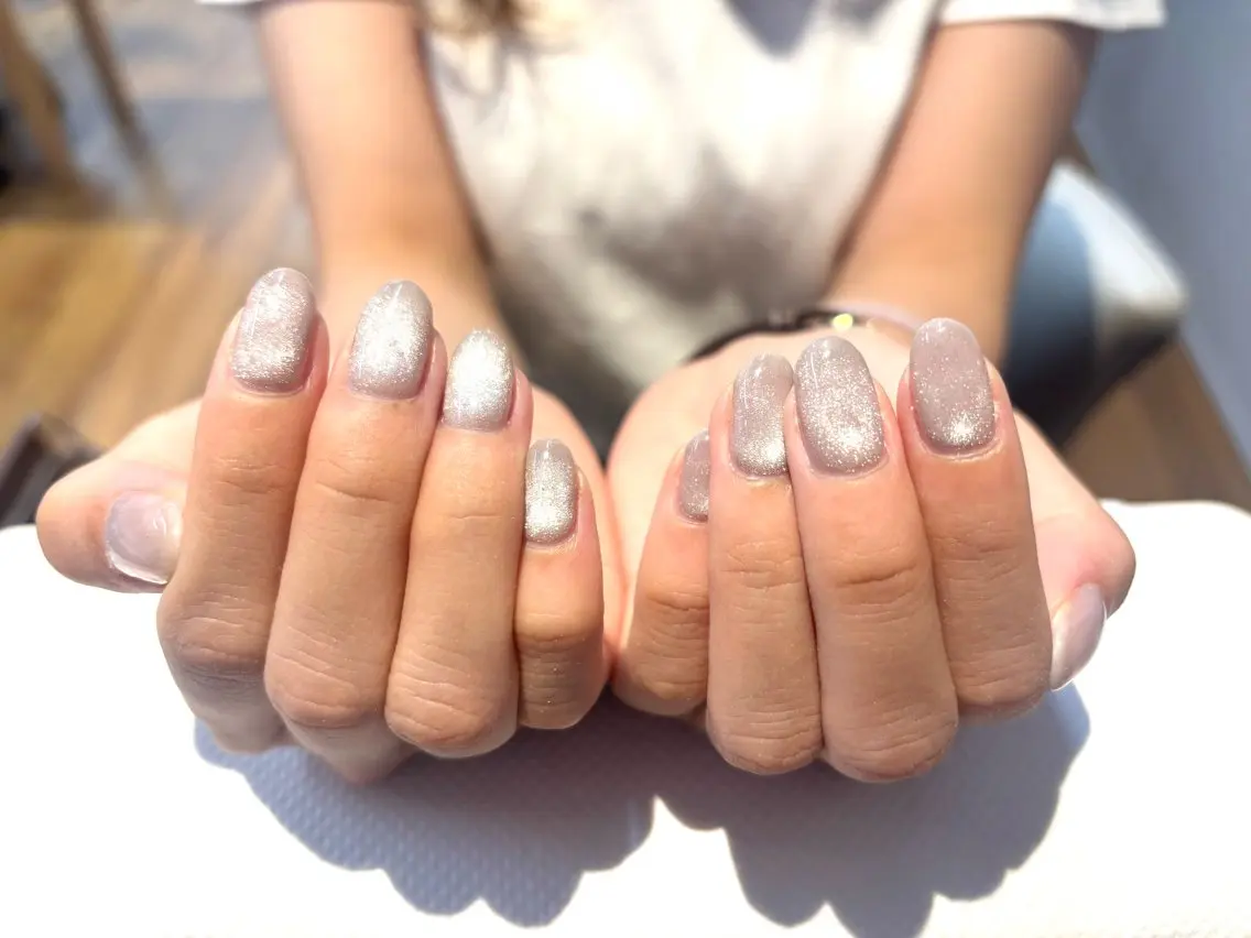ネイル マグネットネイル マグネットワンカラー ワンカラーネイル Tomoyo Nailのネイルデザイン
