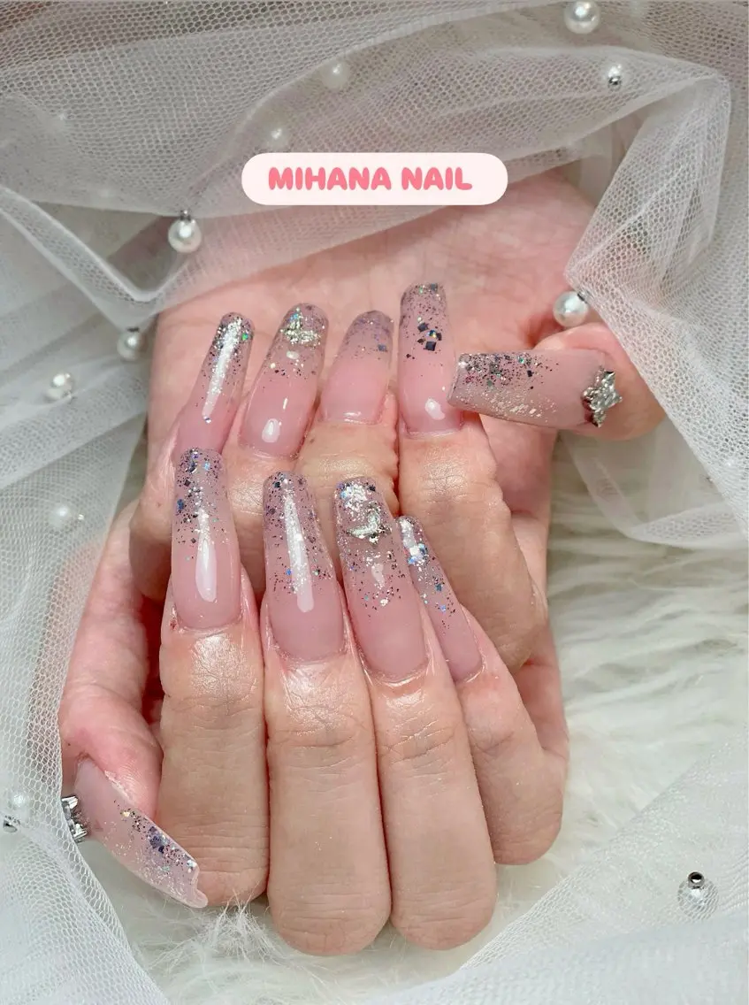 ネイル 長さ出し フレンチネイル グラデーション 卒業式 マグネットネイル ハンドネイル MIHANA NAILのネイルデザイン