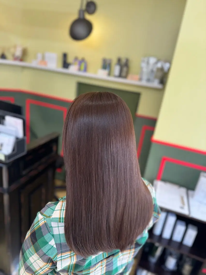 ロング カラー ブラウンカラー ショコラブラウン 米倉 麻衣のヘアスタイル