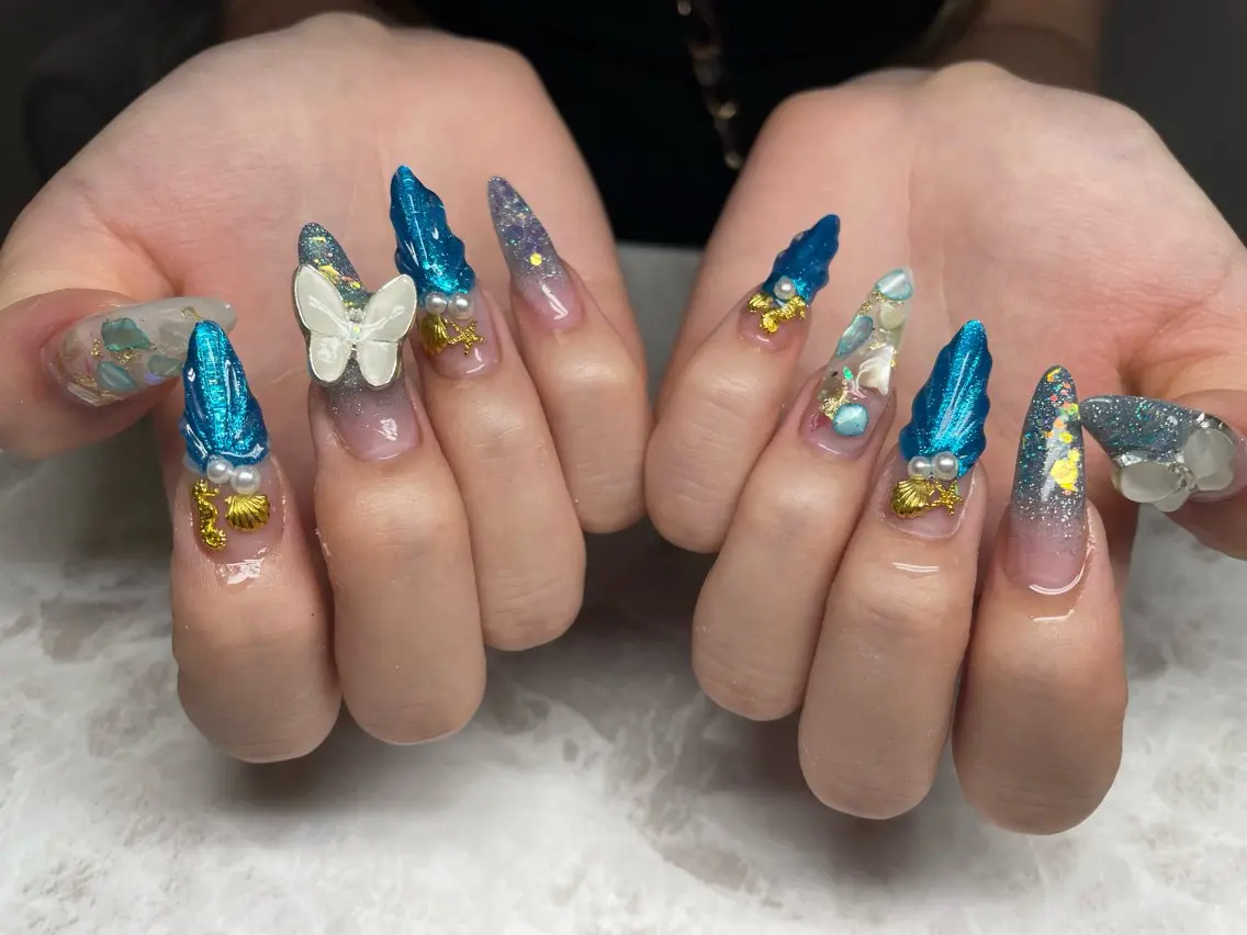 ネイル ハンドネイル Roi〈ロワ〉 Minakoのネイルデザイン