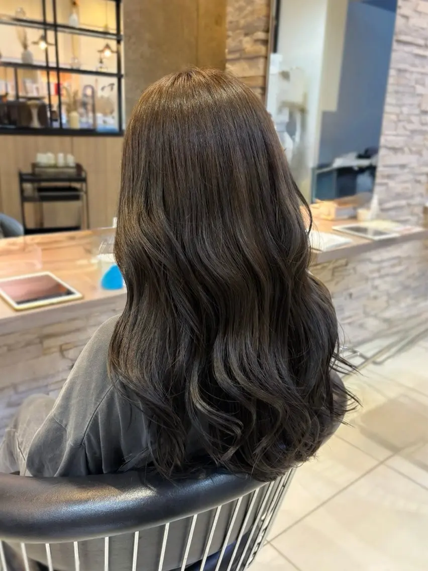 ロング カラー カット ヘアカラー トリートメント 透明感カラー/ くびれヘア/館岡俊平のヘアスタイル
