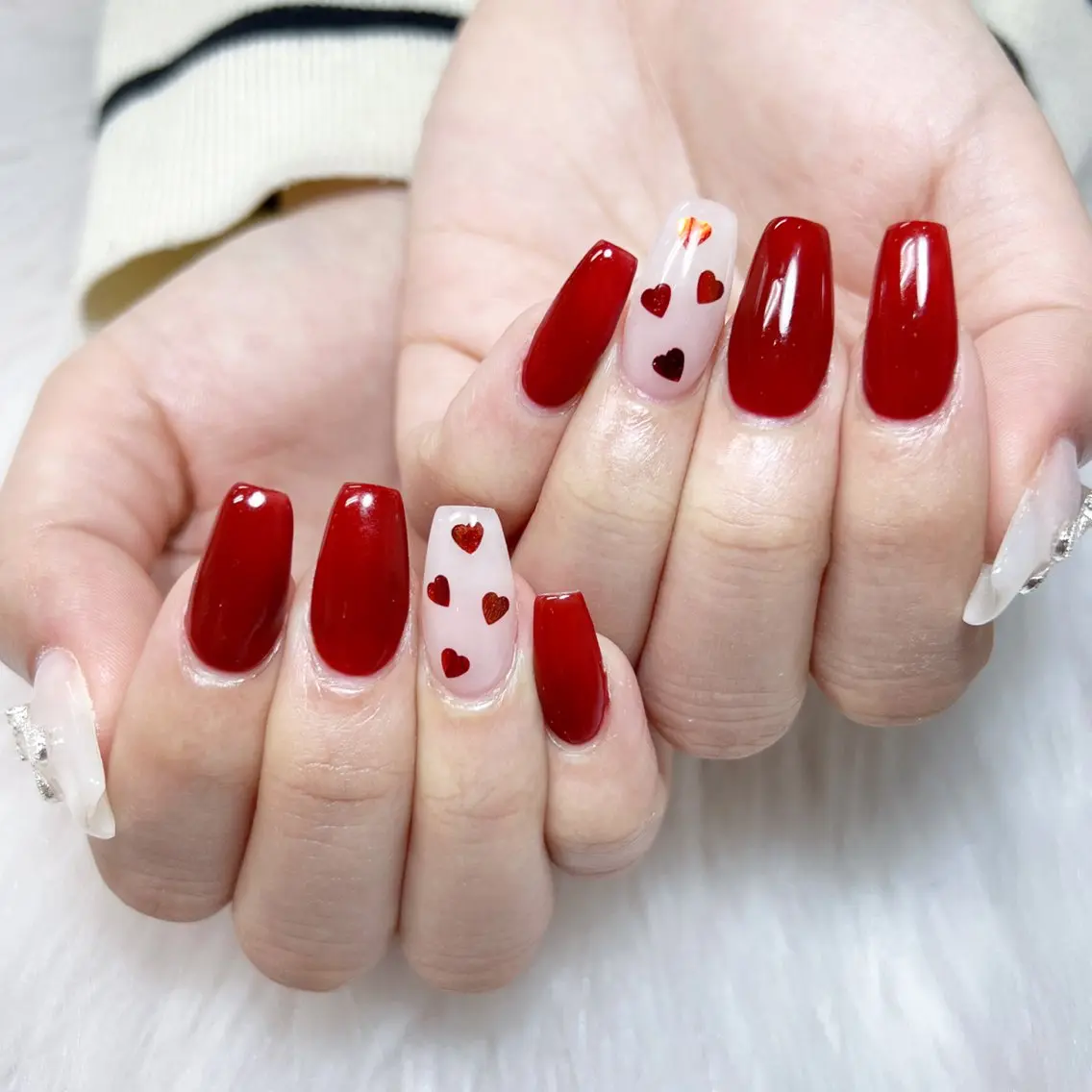 メンズ ネイル メンズ韓国風 アートネイル オーロラネイル ガーリー キラキラネイル ハンドネイル Nail salon 木にいるのネイルデザイン