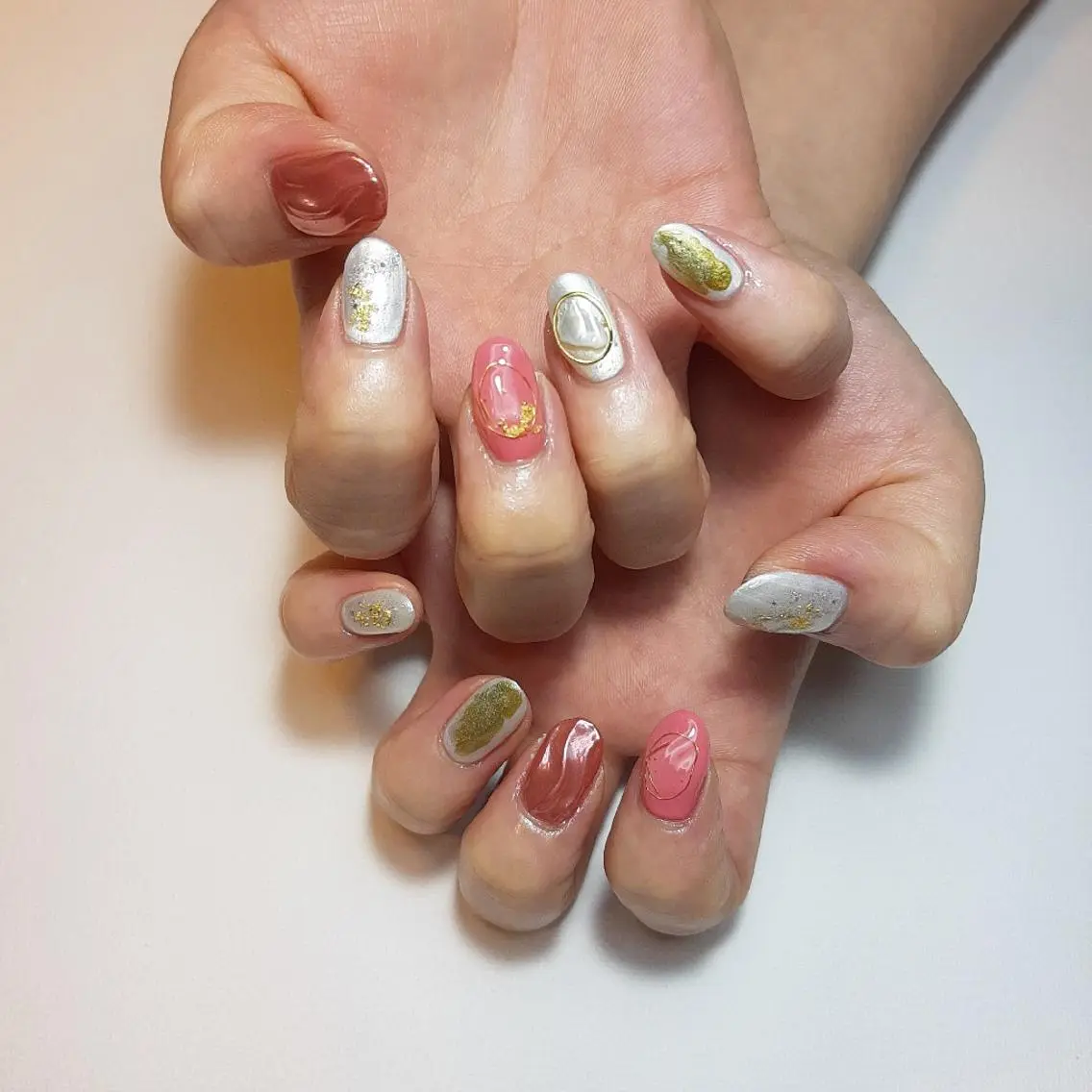 ネイル 卒業式 ニュアンスネイル owlnail /持込みデザイン専門のネイルデザイン