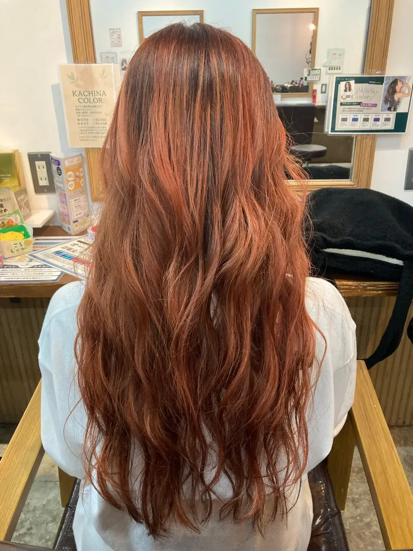 ロング ハイライト ヘアカラー トリートメント 💫 シュン💫のヘアスタイル