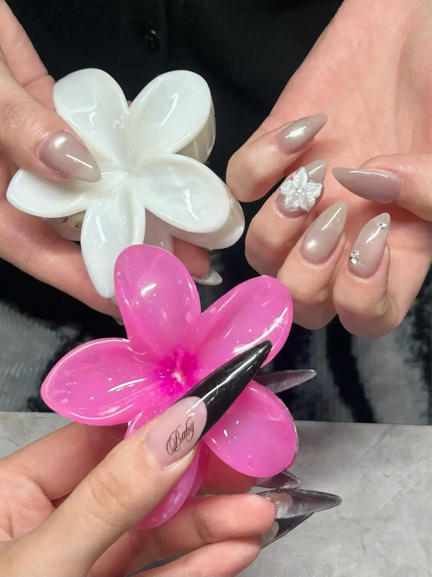 ネイル ハンドネイル IROHA NAIL 愛音のネイルデザイン
