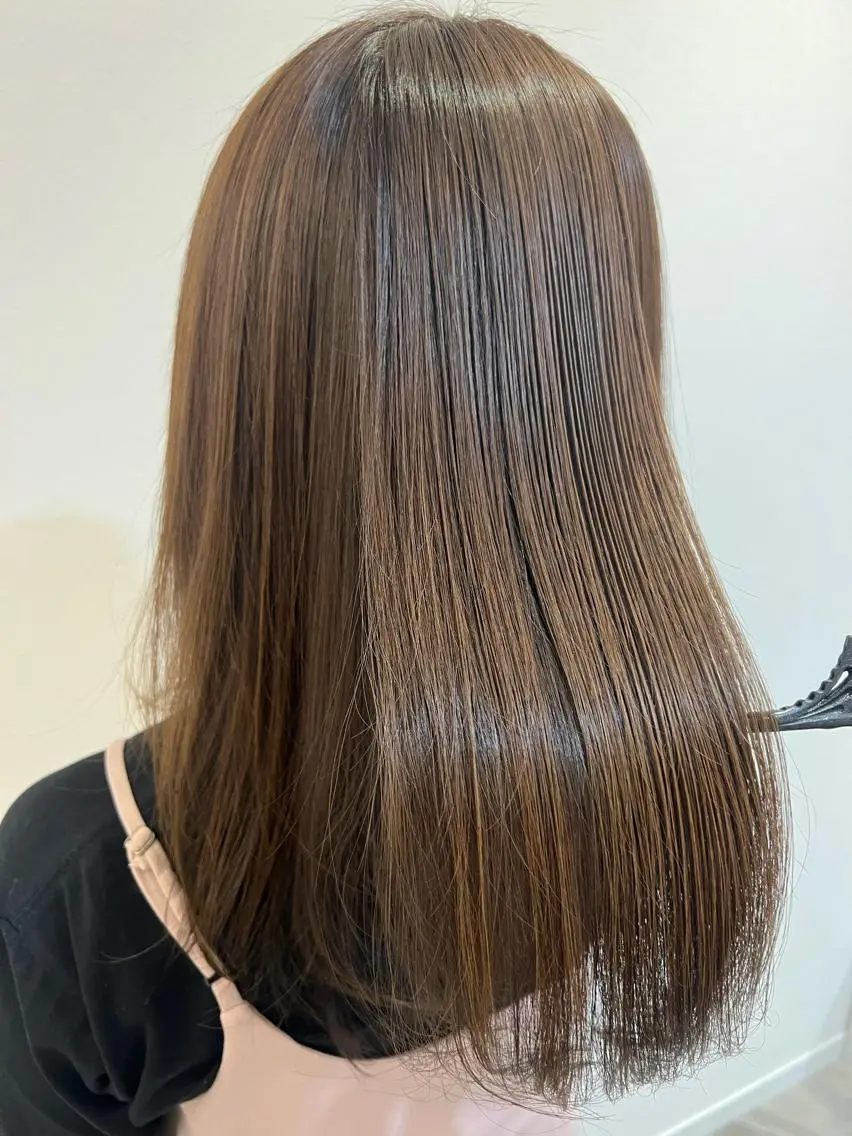💫期間限定💫『カット＋艶カラー＋リンクトリートメント』ダメージレスカラーで艶、透明感🙆‍♀️白髪染めも⭕️の写真