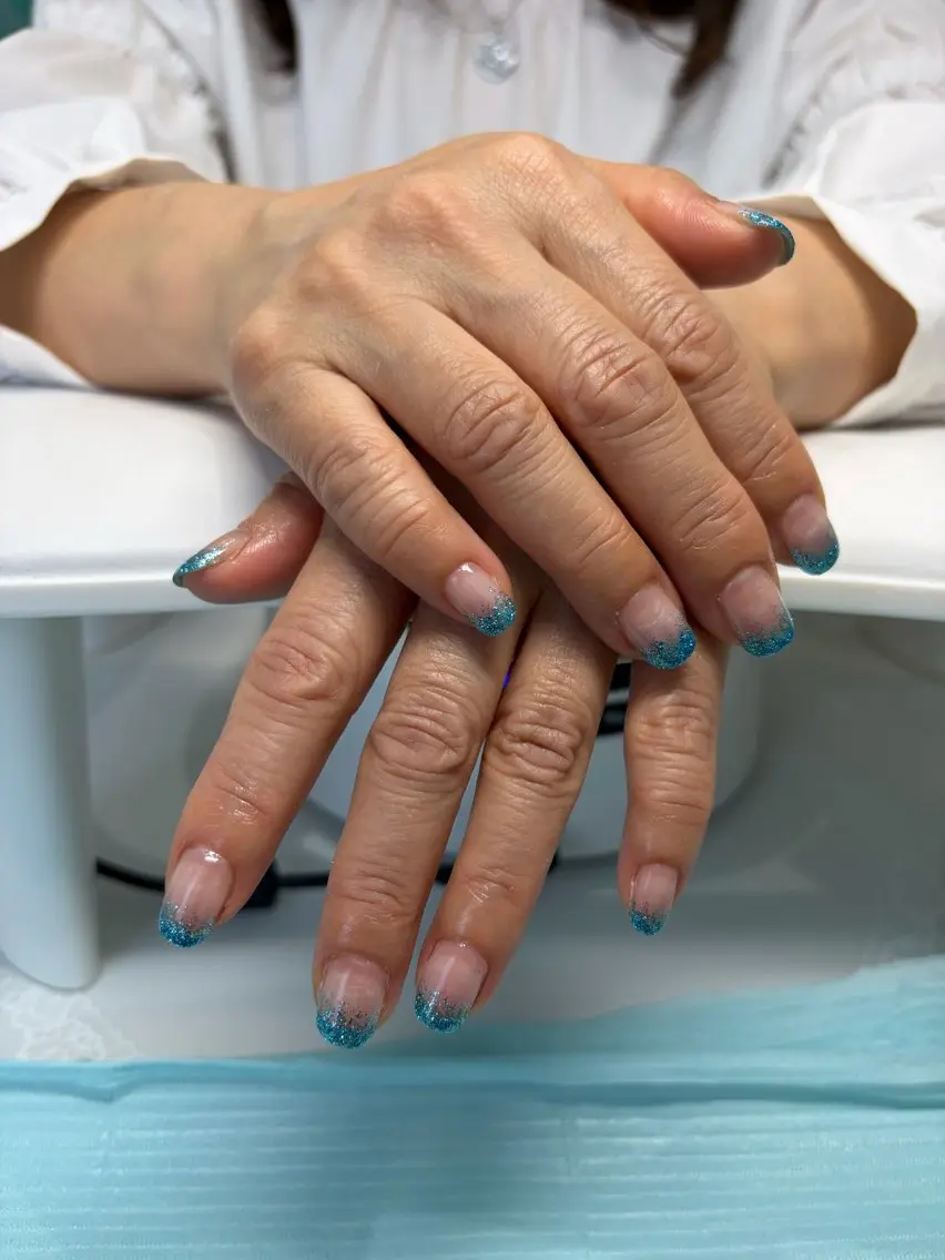 ネイル グラデーション ラメ(グリッター) ラメグラデーション Mermaid Nail saraのネイルデザイン