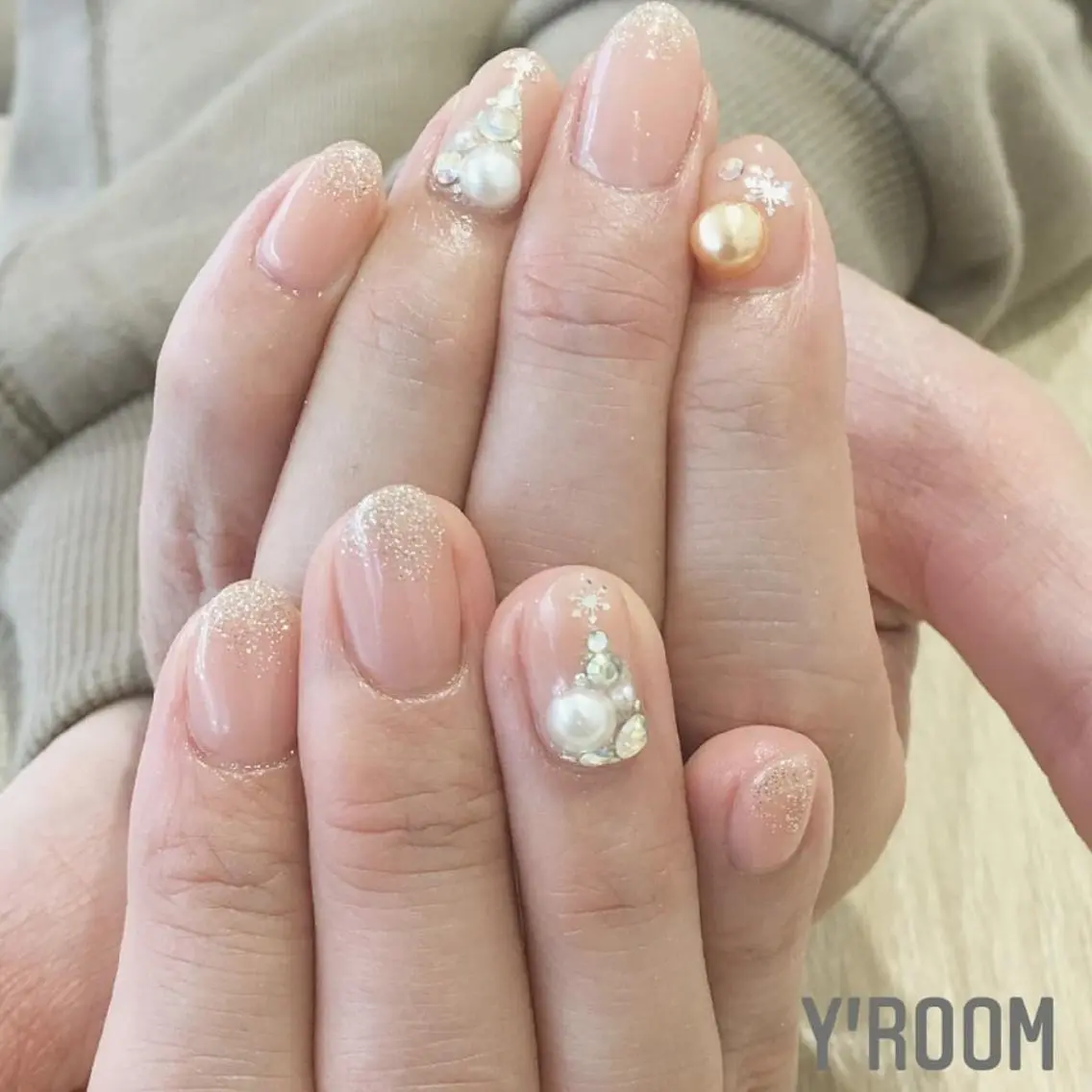 ネイル フラッシュネイル ジェルネイル マグネットネイル ニュアンスネイル ワンカラーネイル ハンドネイル YUKA （ネイリスト）のネイルデザイン