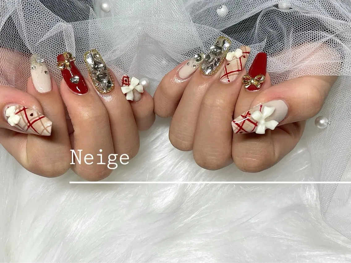 ネイル ハンドネイル Neige‪𓂃ai ＊梅津 / 松尾のネイルデザイン