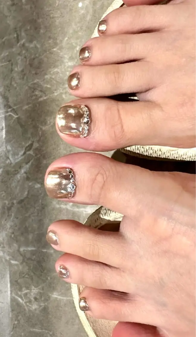 ネイル フットネイル H3 Nail Miniのネイルデザイン