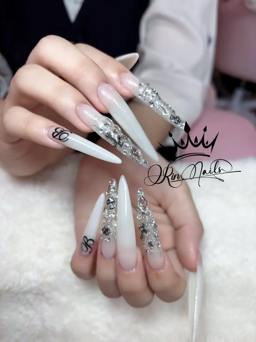 ネイル Rin.nails ネイルサロンのネイルデザイン