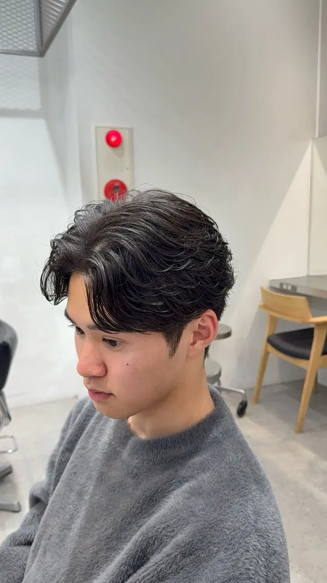 [メンズ限定]当店スタイリストカット✂️＋フェザーパーマ＋3stepトリートメント✨️の写真