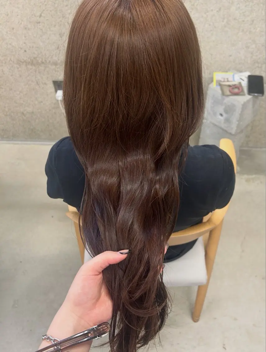 ロング カラー ヘアカラー トリートメント SiLO Yukinaのヘアスタイル