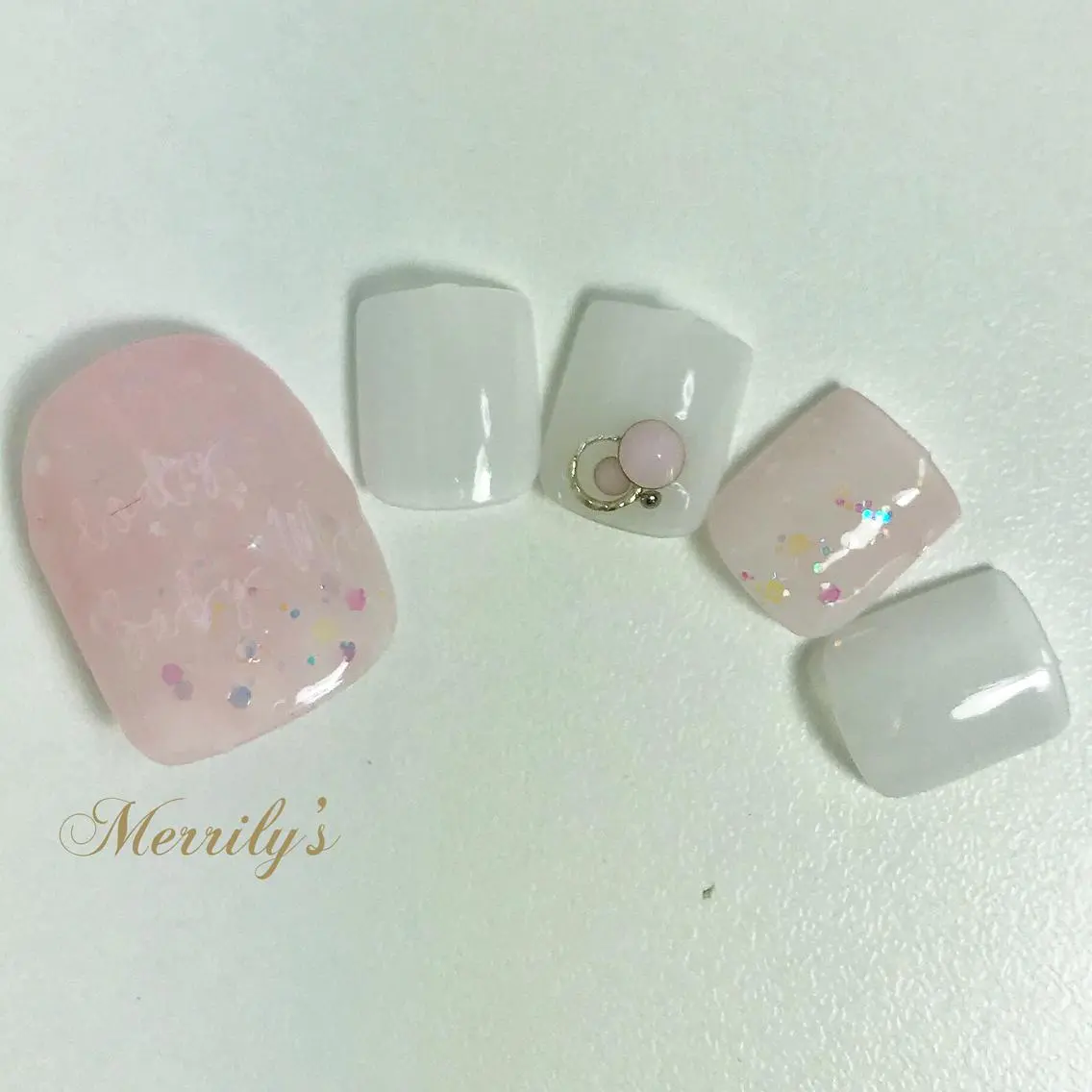 ネイル Merrily's Hagi Minaのネイルデザイン