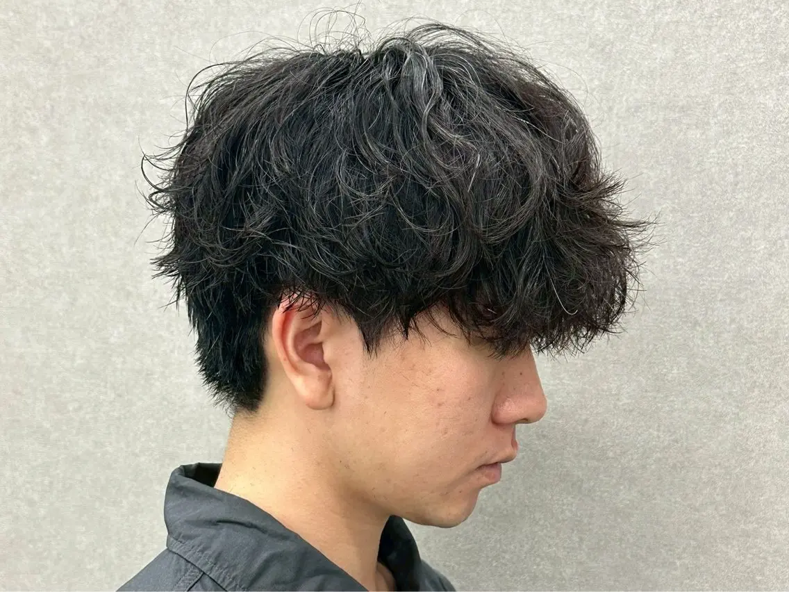 ショート センターパート 韓国ヘア・綾也のヘアスタイル