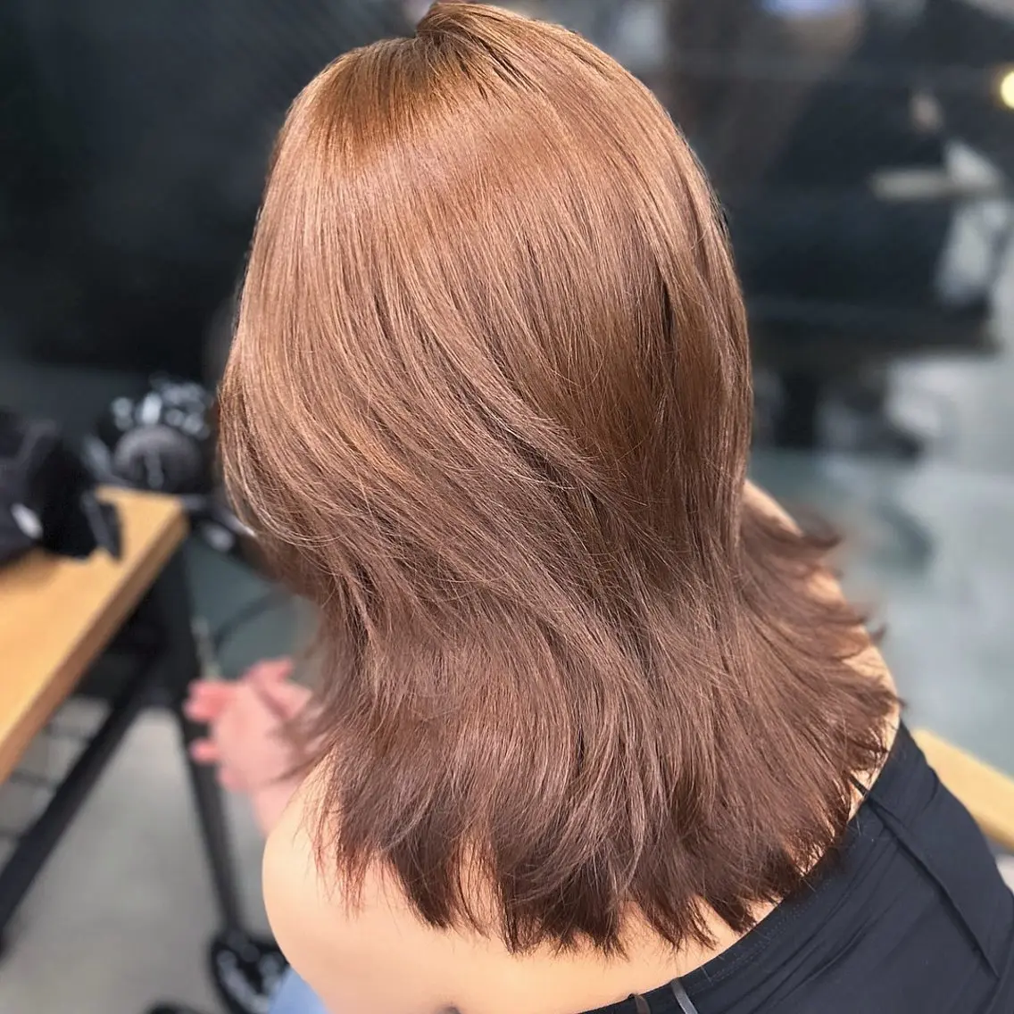 ミディアム カラー ERIKA YAMAMOTOのヘアスタイル