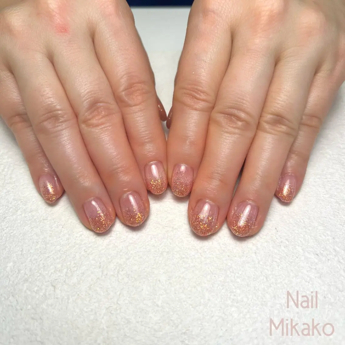 ネイル グラデーション ラメ(グリッター) ラメグラデーション ワンカラーネイル シンプルネイル Nail Mikakoのネイルデザイン