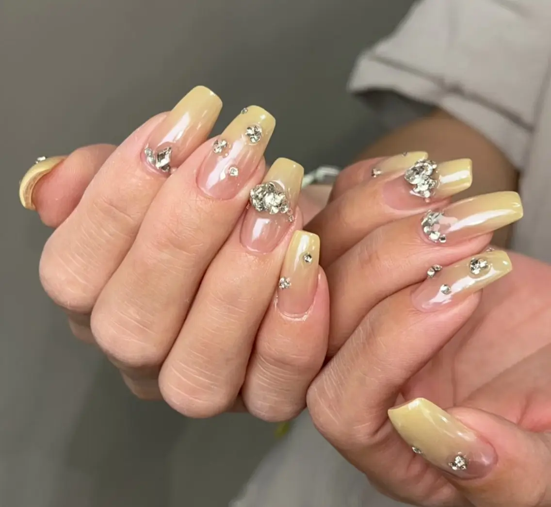 ネイル ハンドネイル ハンドケア 🍑 momo_nailのネイルデザイン